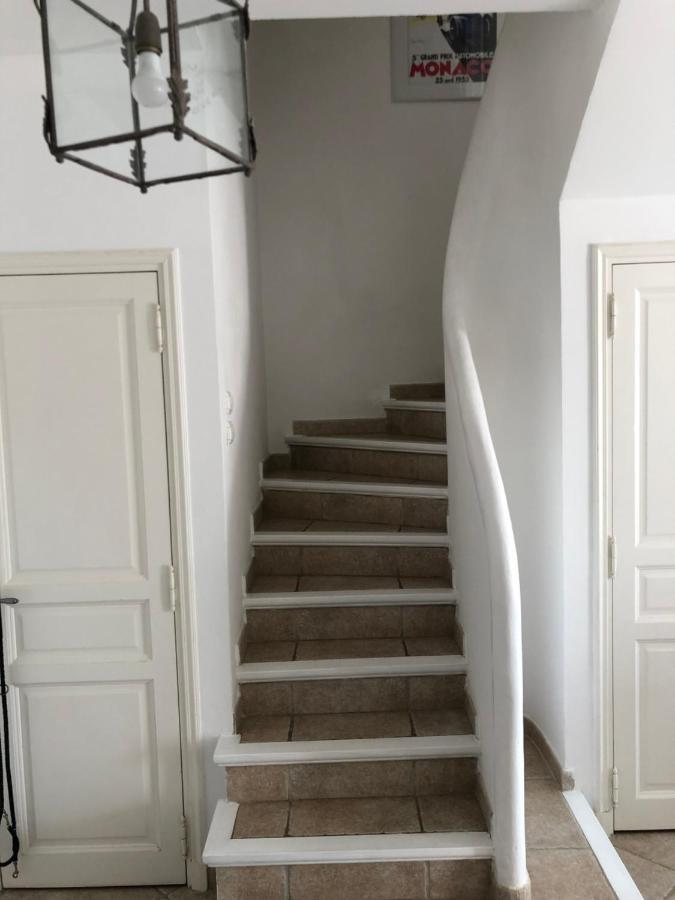 Charmantes Haus Im Golf Club Saint Tropez Esterno foto